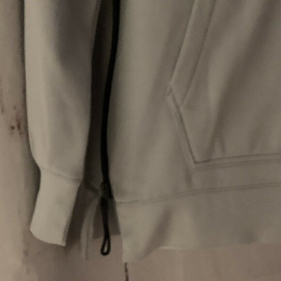 AND1 Mens Active Pivot Basketball Hoodie Pullover Size M Light Gray - Picture 6 of 12